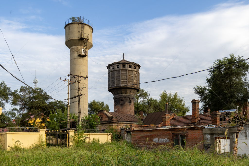 水塔全貌